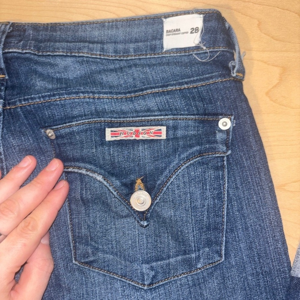 NWT Hudson Jeans Bacara Crop Straight Cuffed Women 28 Distressed Denim Pants